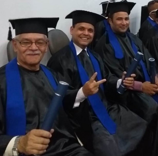 Jair Bueno de Camargo (Encarregado Operacional â€“ Registro), graduado em Teologia